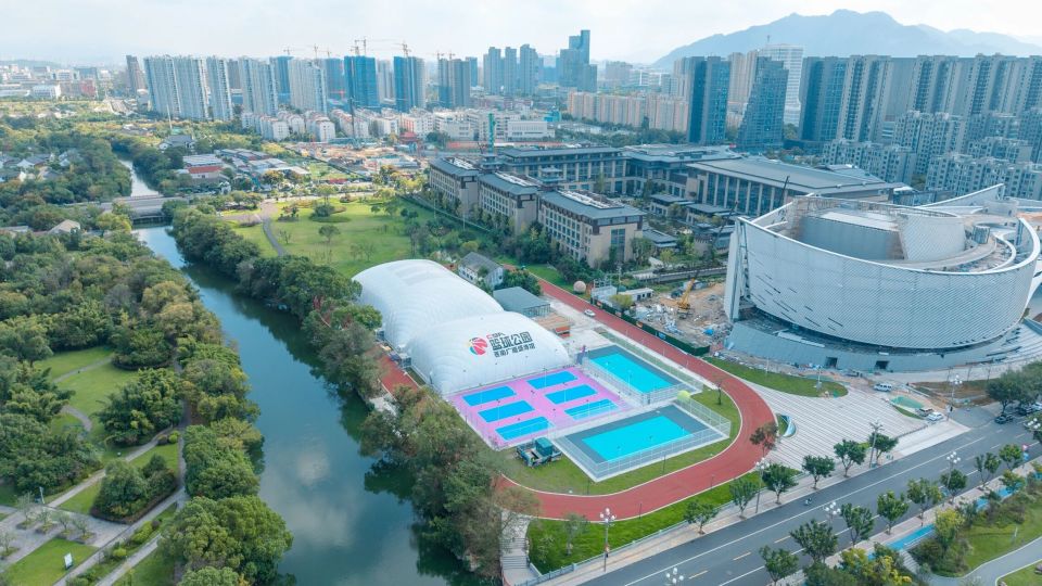 跑道, 体育场路以, src